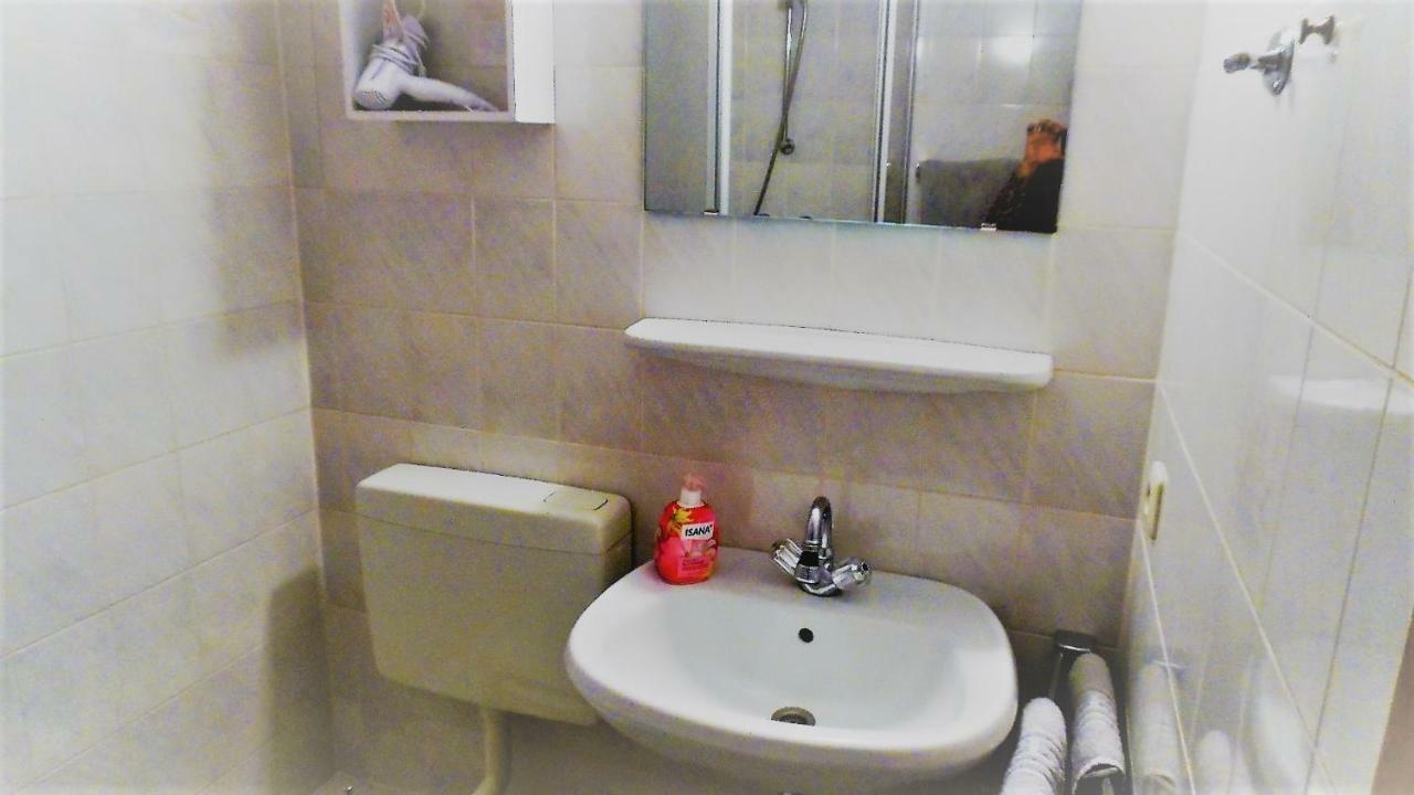 Rooming24, Kleine Pension Λίμπεκ Εξωτερικό φωτογραφία